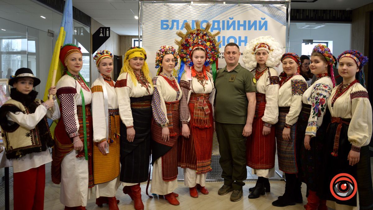 Більше 1 мільйона гривень зібрали для ЗСУ на благодійному аукціоні в Коломиї 15