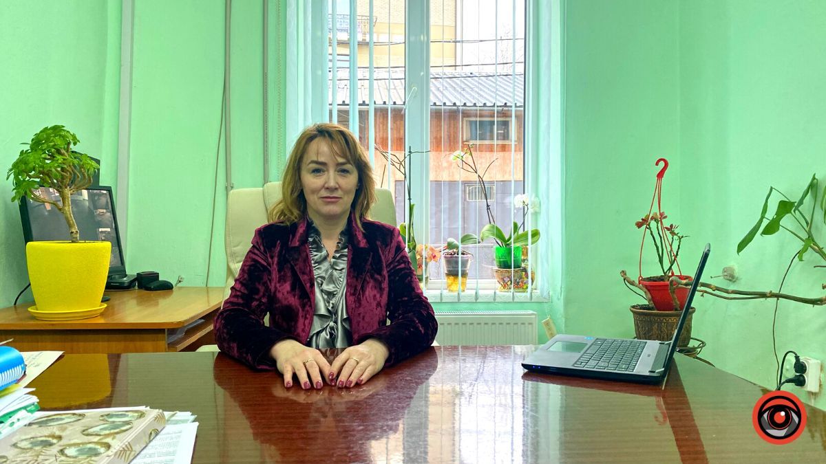 У Коломийському ліцеї №5 з'явилася писанка з кришечок 2