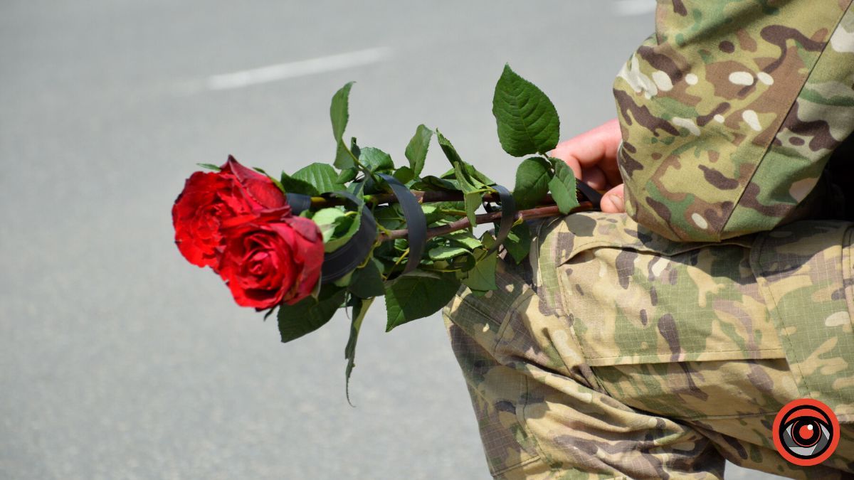 Коломия попрощалася з Героями Василем Ткачуком та Олександром Ніньовським 5