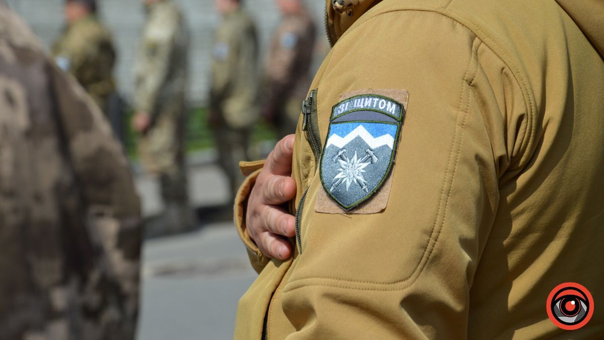 Коломия попрощалася з Героями Василем Ткачуком та Олександром Ніньовським 14