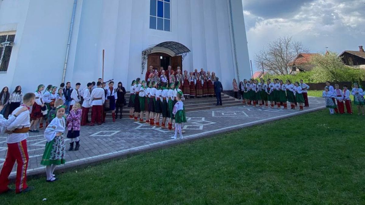 Колективи з Нижнього Вербіжа здобули 1 місце на фестивалі "Писанка 2023" 9