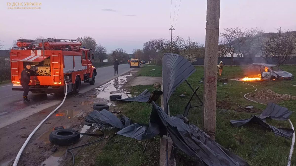 У Косові загорівся автомобіль 1