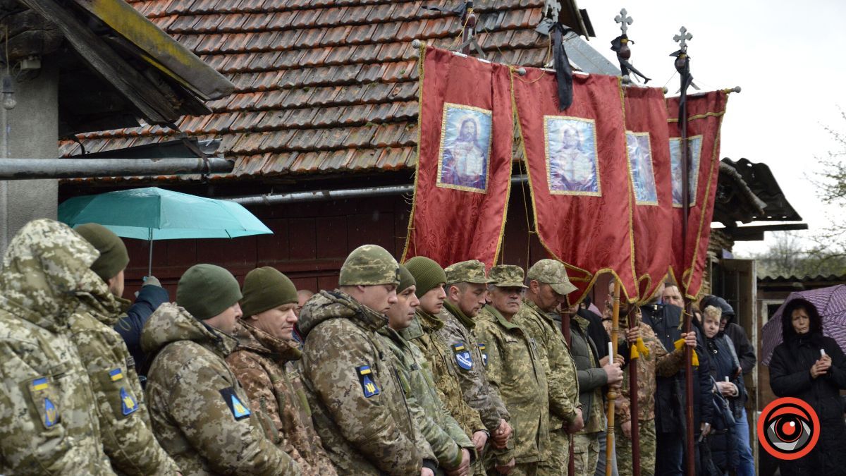 Верхній Вербіж провів в останню дорогу Героя Михайла Гаврилюка 2