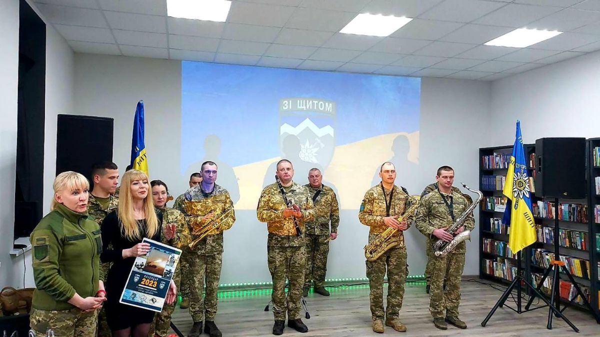 У Коломиї молодь зустрілася із захисниками України 9