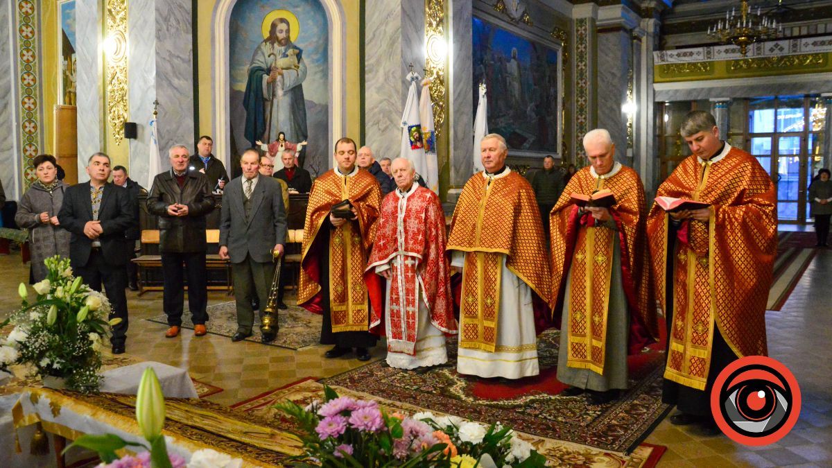Великоднє Богослужіння у соборі Святого Архистратига Михаїла | Фоторепортаж 1