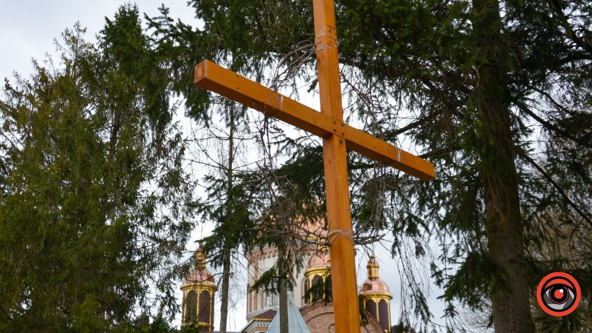 У Нижньому Вербіжі відбулася Хресна дорога селом 17