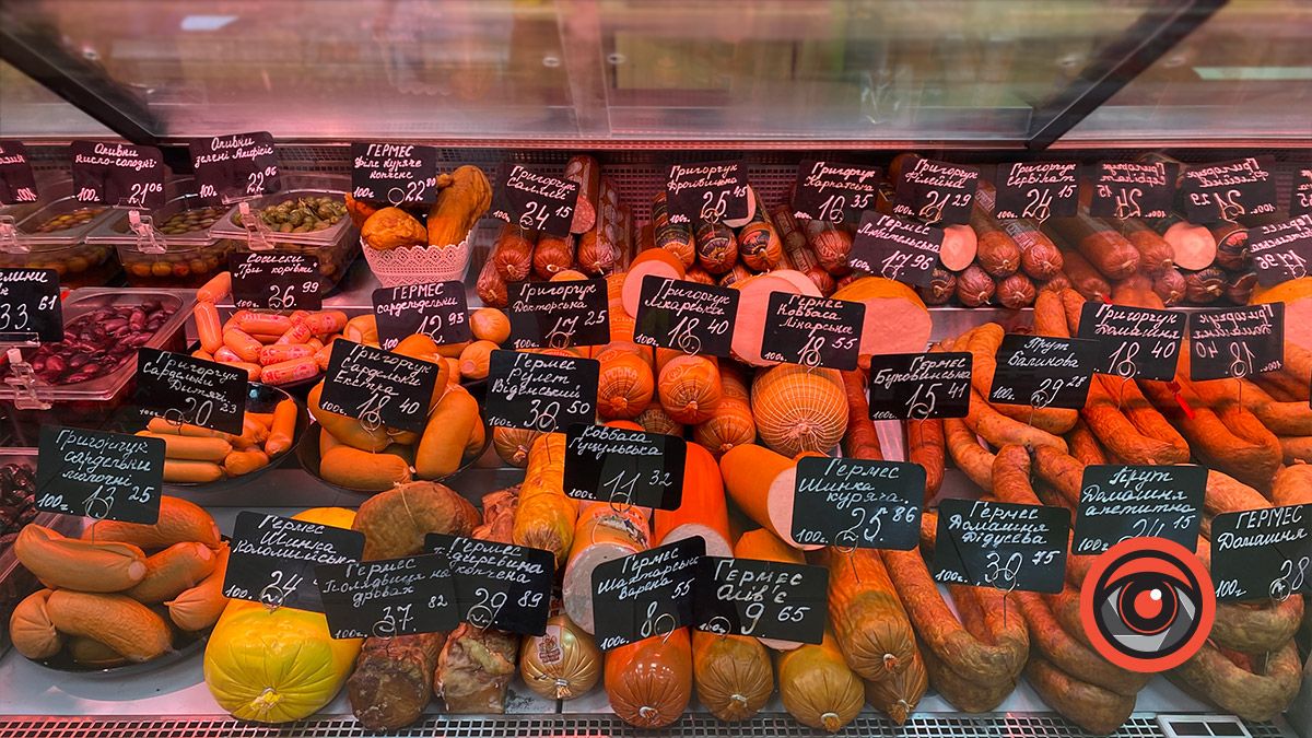 Буженина і ковбаса: скільки коштують мʼясні продукти перед Великоднем 10