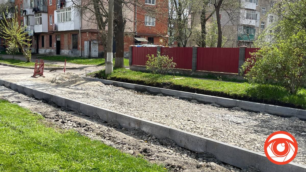 Після численних скарг калушан вулиці Коновальця повернуть законну ширину 2