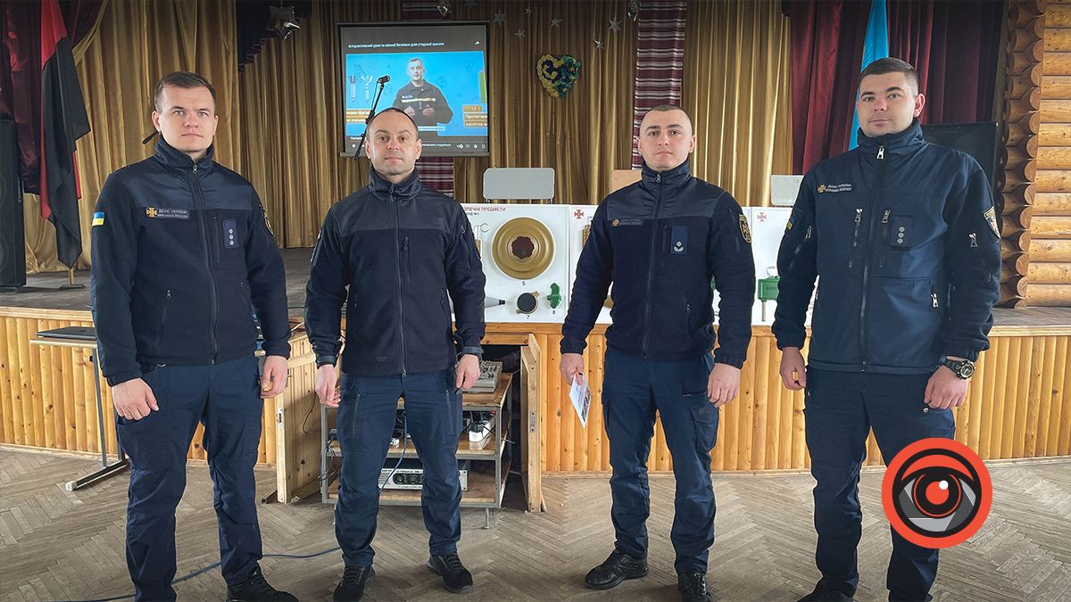 Коломийських школярів рятувальники вчили мінній безпеці 2