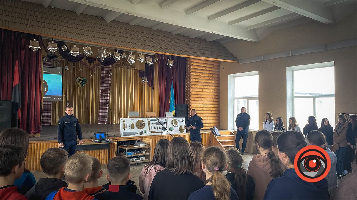 Коломийських школярів рятувальники вчили мінній безпеці 8