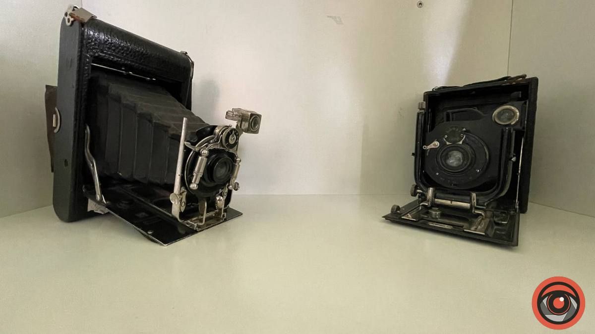 Фотореквізит з минулого століття: які речі з ательє Кіблера зберігають в коломийському музею 4