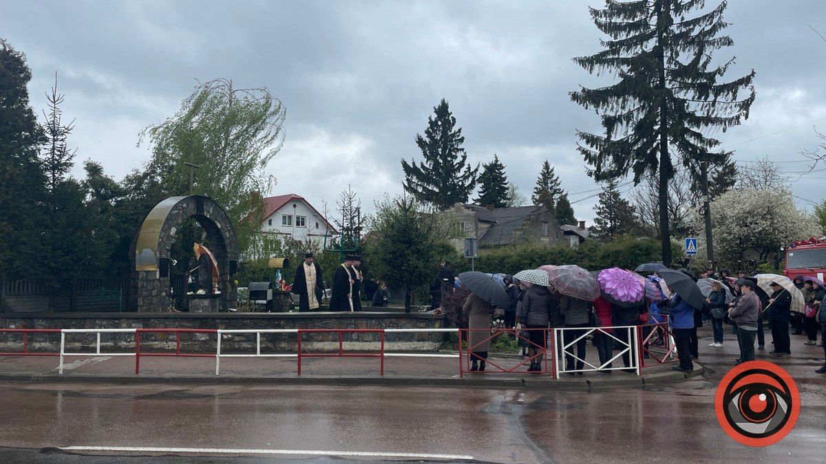 В річницю Чорнобильської трагедії коломияни зібрались біля меморіалу жертвам аварії