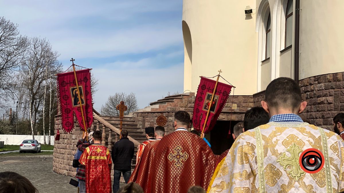 Виставлення святої Плащаниці у Катедральному соборі в Коломиї | Фоторепортаж 6