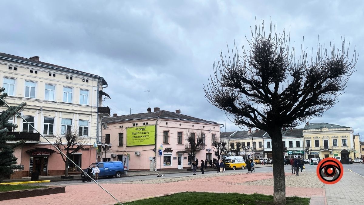 На площі Відродження вже немає Пункту Незламності 3