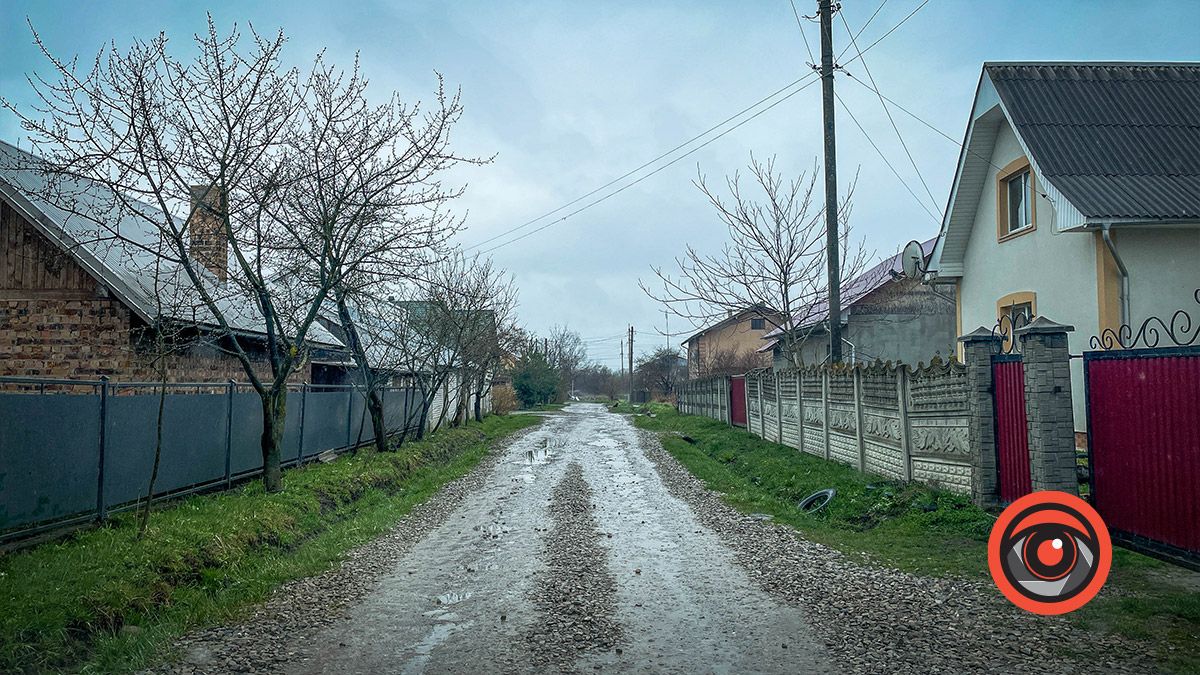 Княжі вулиці у Коломиї потопають у багнюці 3