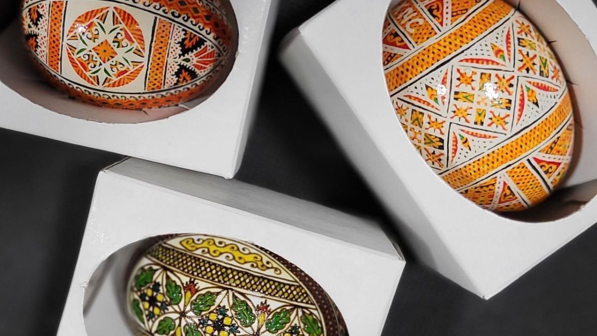 Як у Народному домі писанки розписували 5