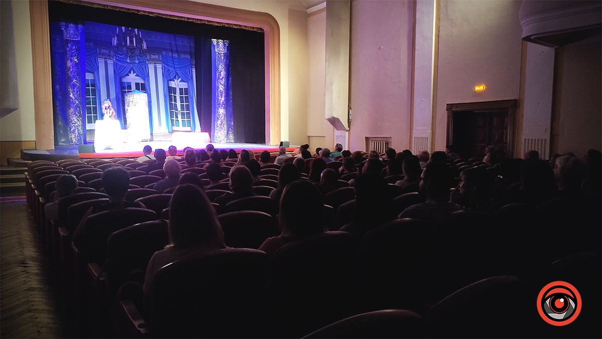 Українофоб Стєклов чи Народний артист України Горянський: чию ж виставу дивилися коломияни у 461 день війни? 6