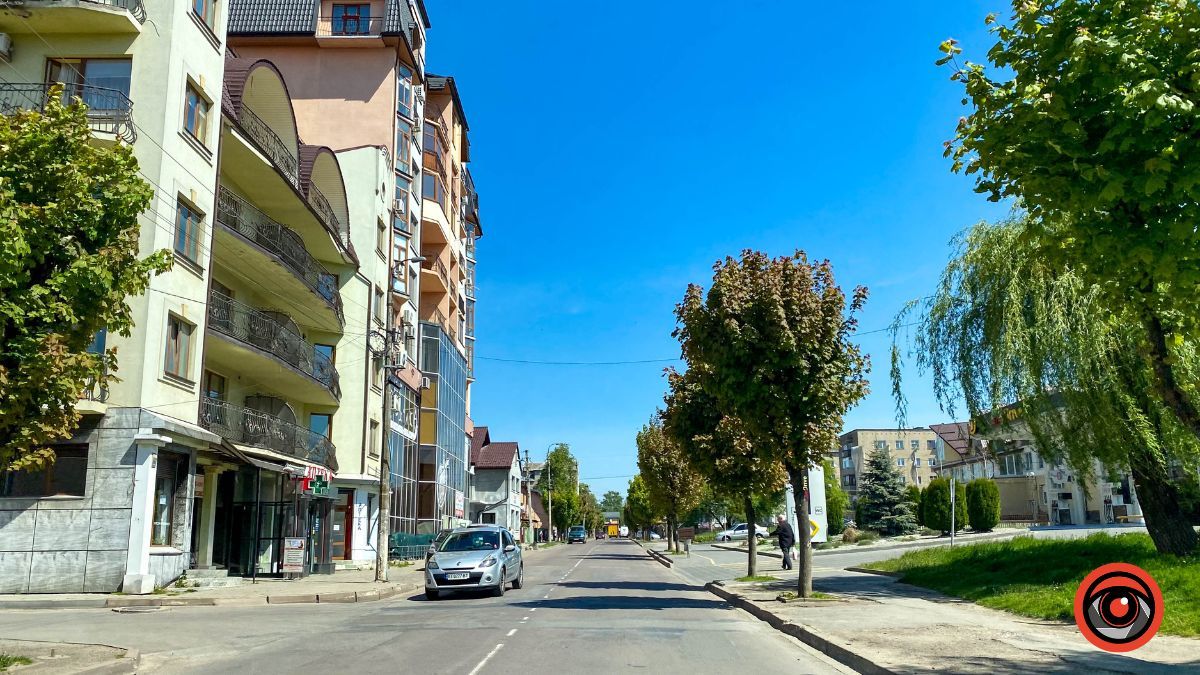 900 метрів вул. Бандери крізь призму епох: дім Кос-Анатольського, трибунал залізничних військ та меморіальні місця 12