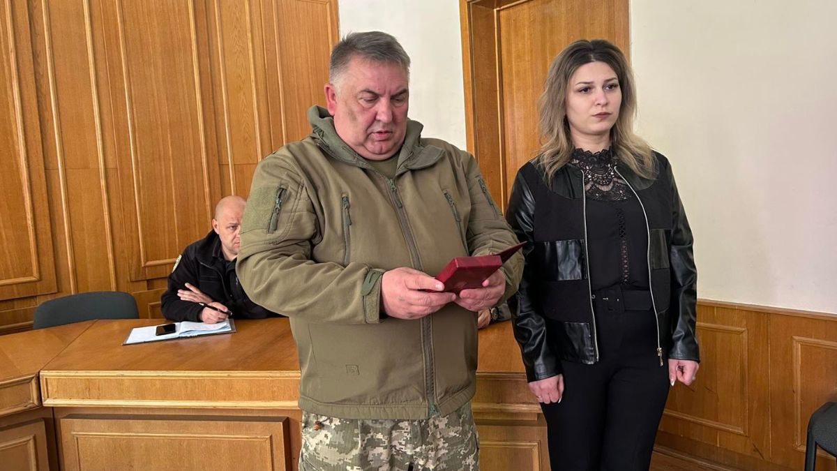 Рідним полеглого Героя з Яворова вручили орден "За мужність" посмертно 2