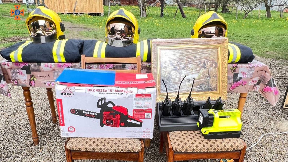 Підрозділ Добровільної пожежної команди відкрили у Брусторах 3