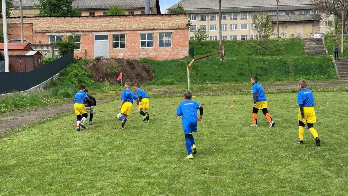 Відбувся І тур дитячо-юнацької футбольної ліги Коломийського району 1