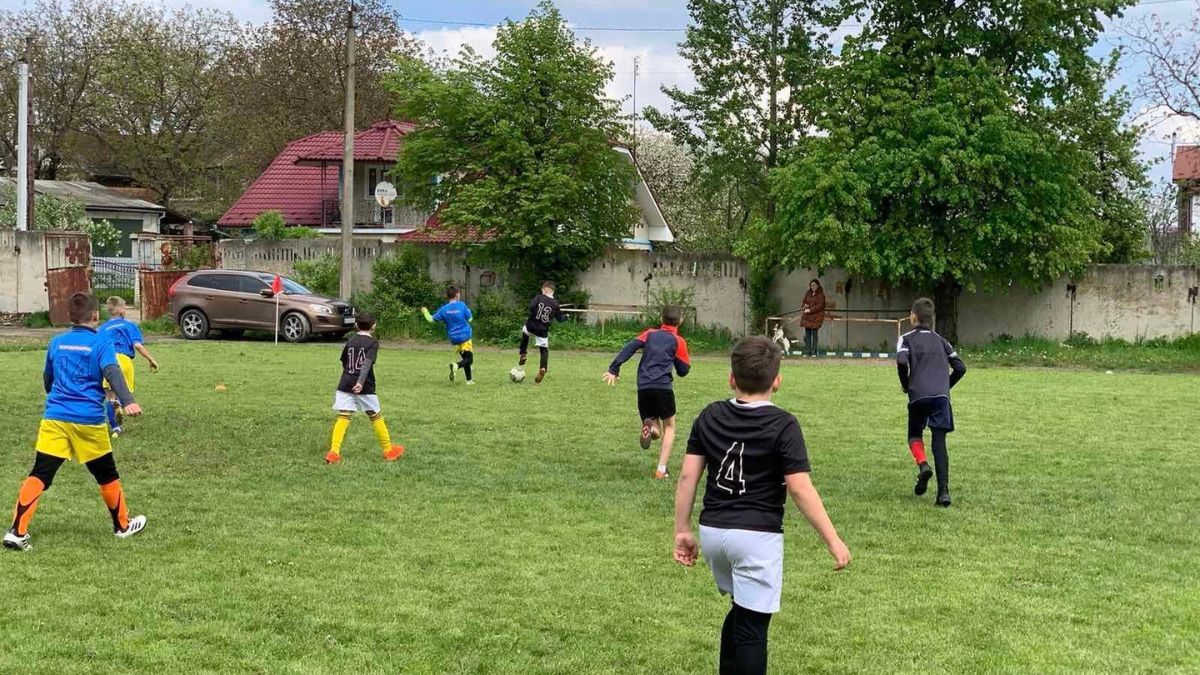 Відбувся І тур дитячо-юнацької футбольної ліги Коломийського району 3