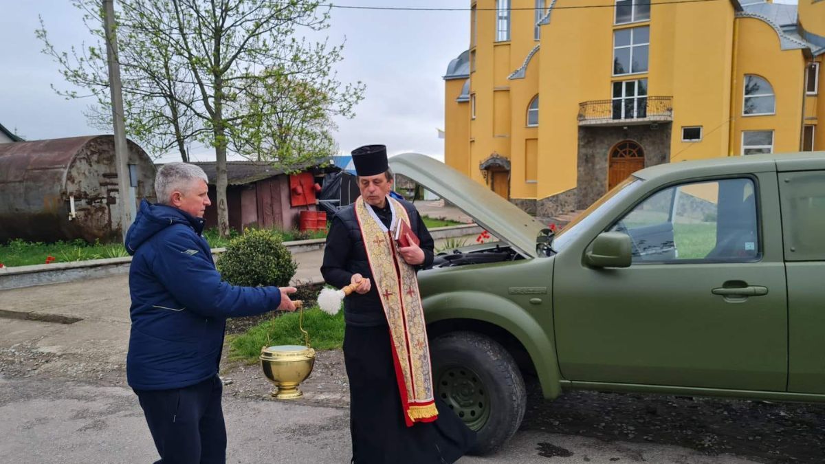 Отинійщина передала авто для ЗСУ 1