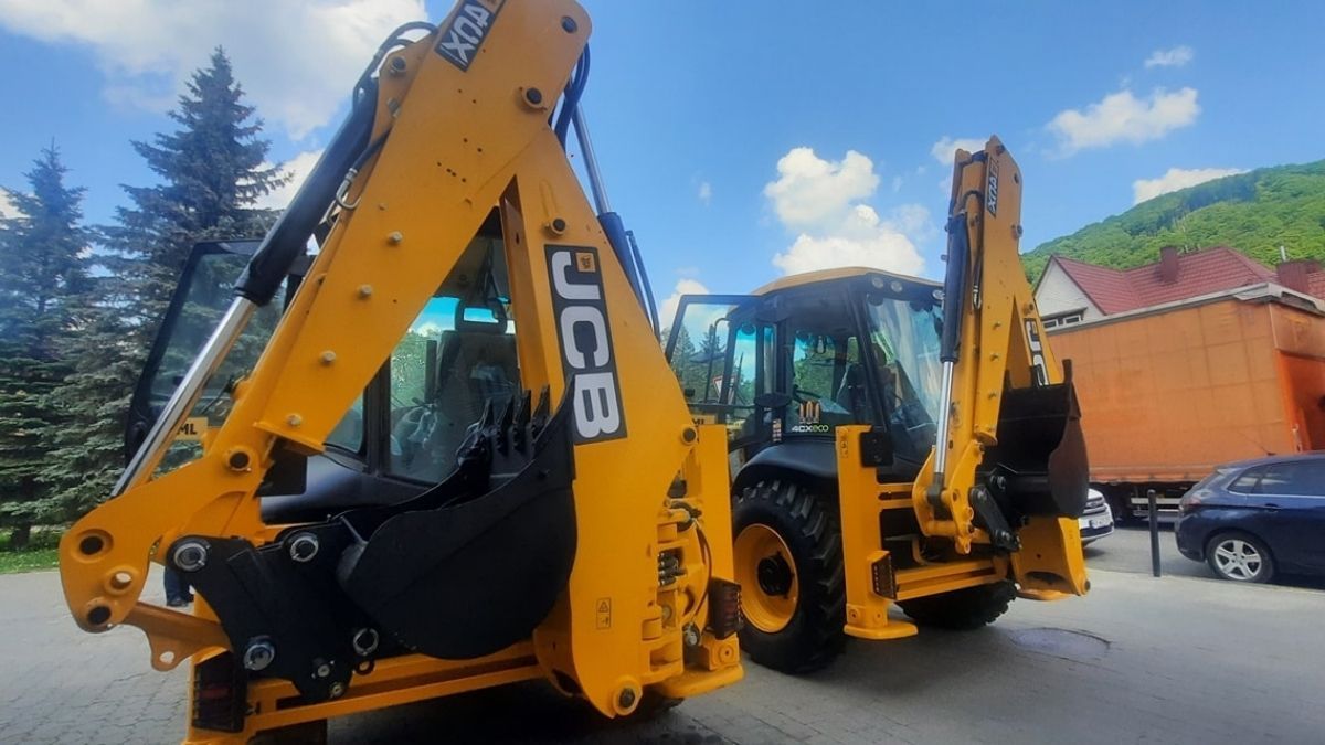 У Яремче придбали трактори для комунальних підприємств 3