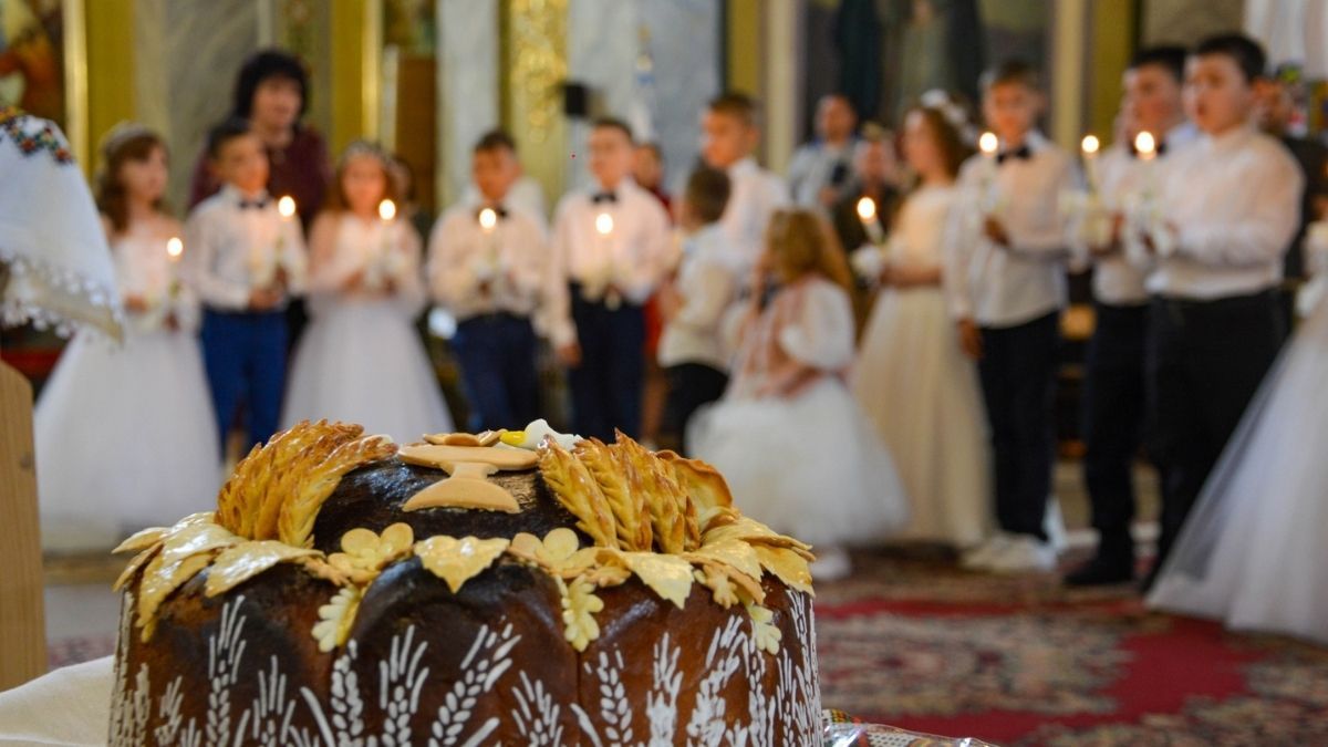 Учні 7 гімназії прийняли Перше Причастя у Михайлівському соборі 7