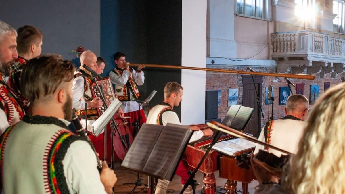 "Трембіти гучної хай голос луна": у Коломиї відбувся концерт 2