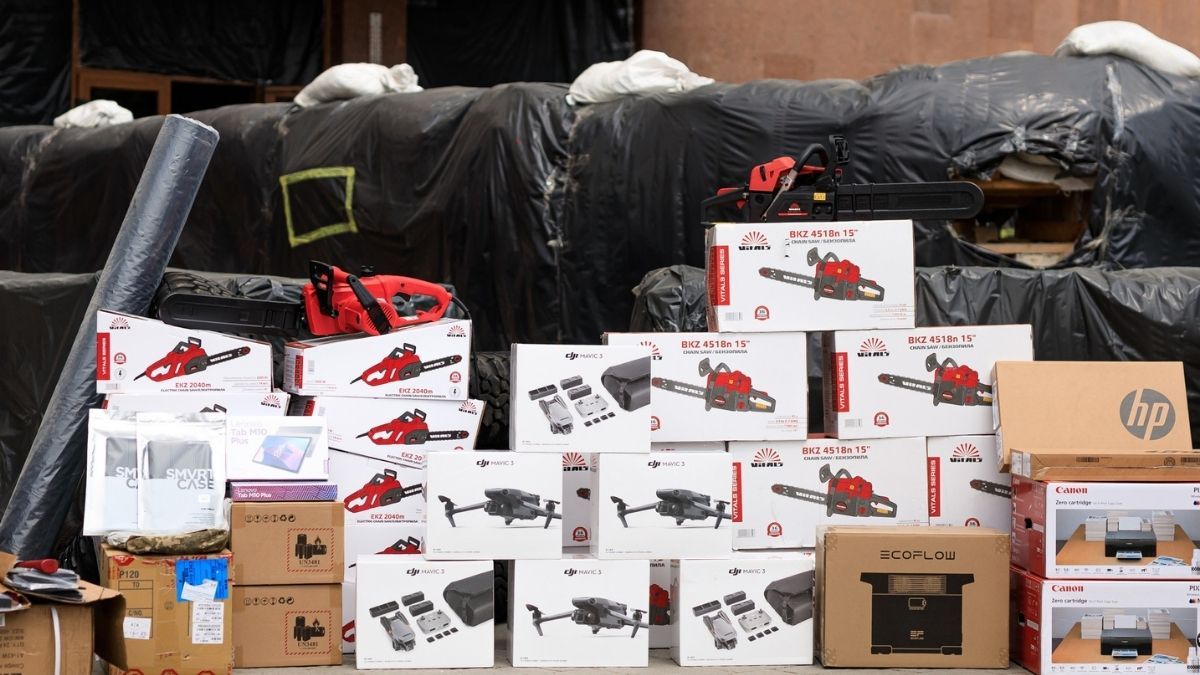 Військовим з Прикарпаття передали речей та техніки на понад 1,5 млн грн 3