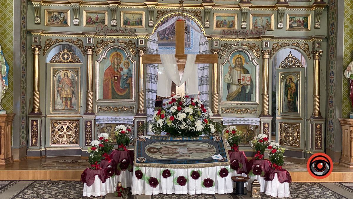 Крізь століття, епохи та війни: історія церкви у Яблунові 4