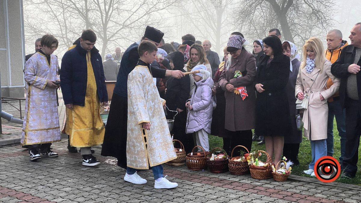 Крізь століття, епохи та війни: історія церкви у Яблунові 7