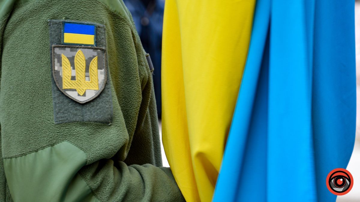 Коломия провела в останню дорогу Героя Владислава Юзюка 23