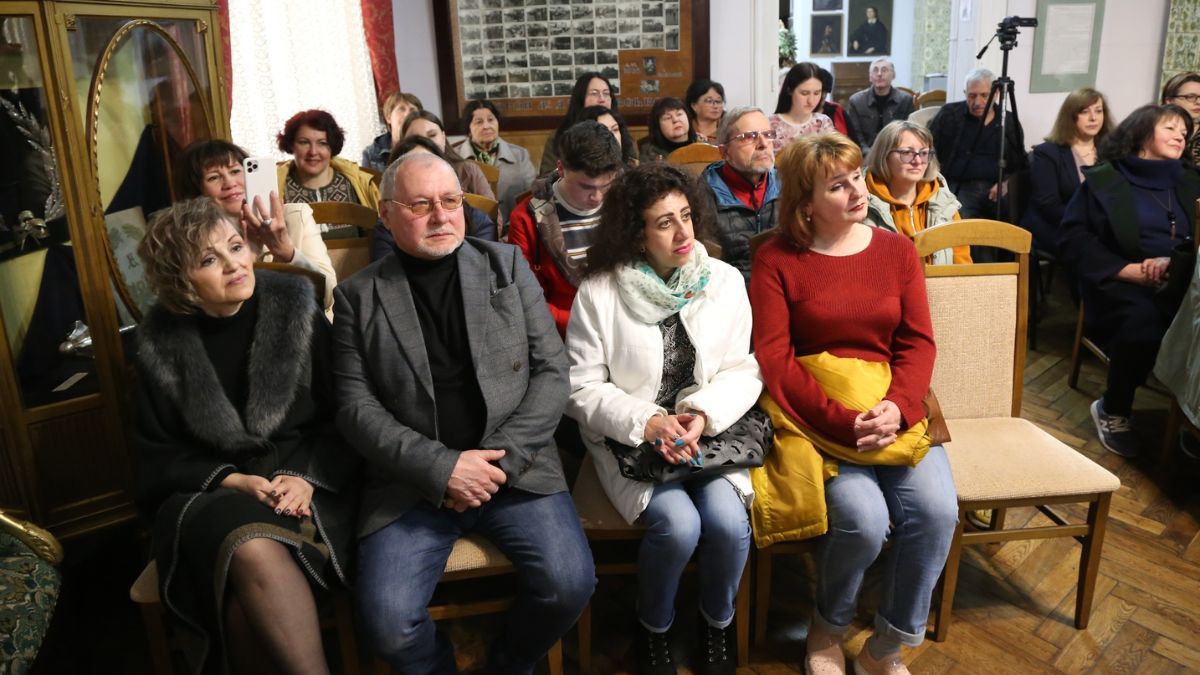 Оксана Кузів презентувала коломиянам новий роман "Безсмертіє" 2