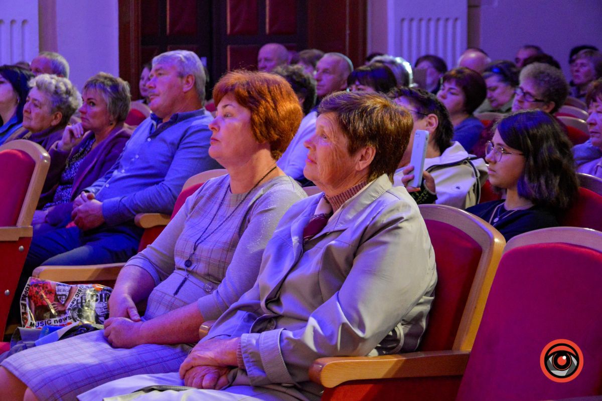 У Коломиї відбувся благодійний ювілейний концерт Павла Дворського | міні-інтерв’ю з артистом 10