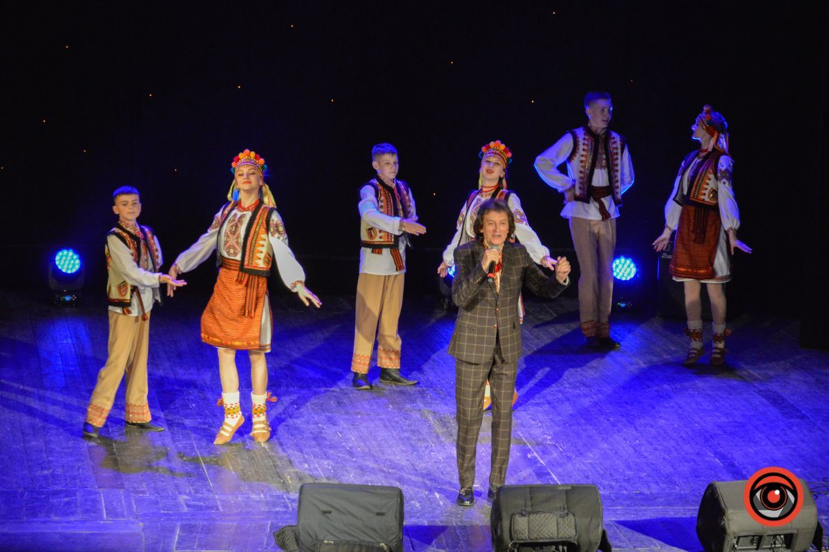 У Коломиї відбувся благодійний ювілейний концерт Павла Дворського | міні-інтерв’ю з артистом 5