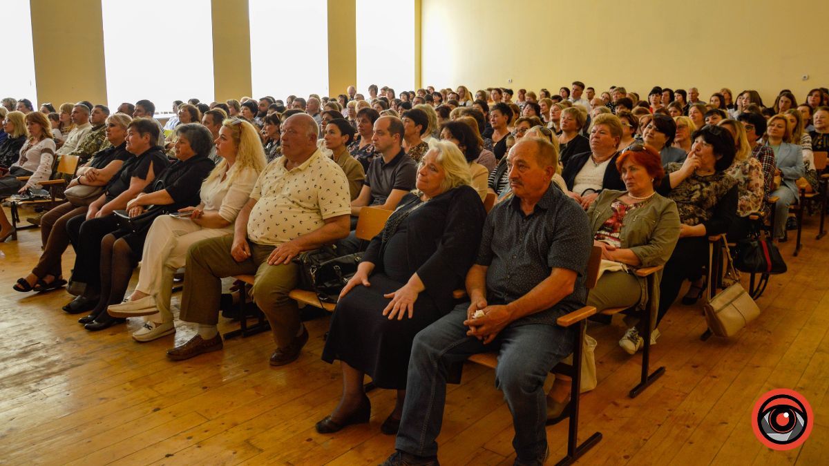 У Коломийському ліцеї №5 провели вечір пам'яті Любомира Бордуна 5