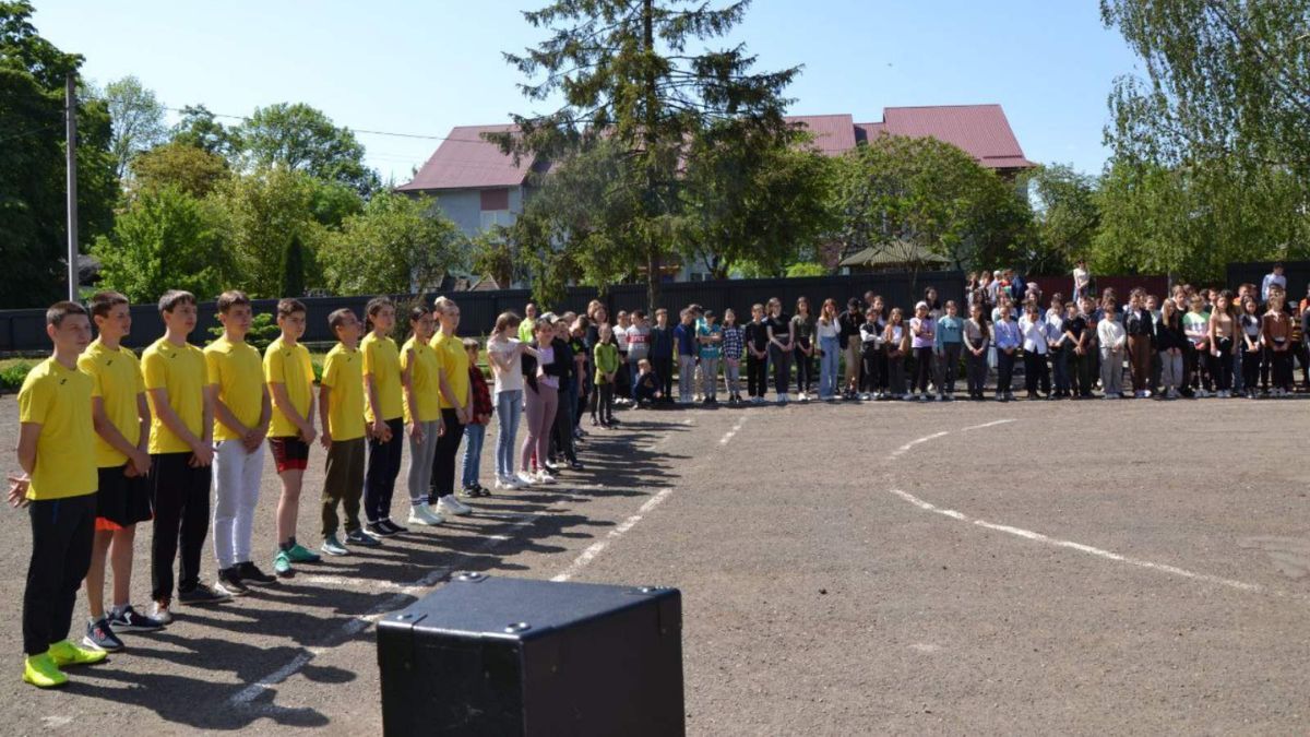 У Коршеві серед школярів провели військово-патріотичну гру "Сокіл" 6