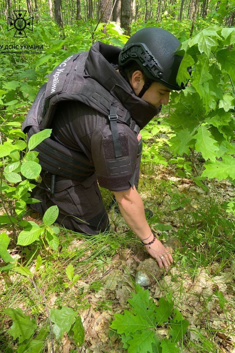 Піротехніки знову знешкодили боєприпас часів ІІ Світової війни. 1