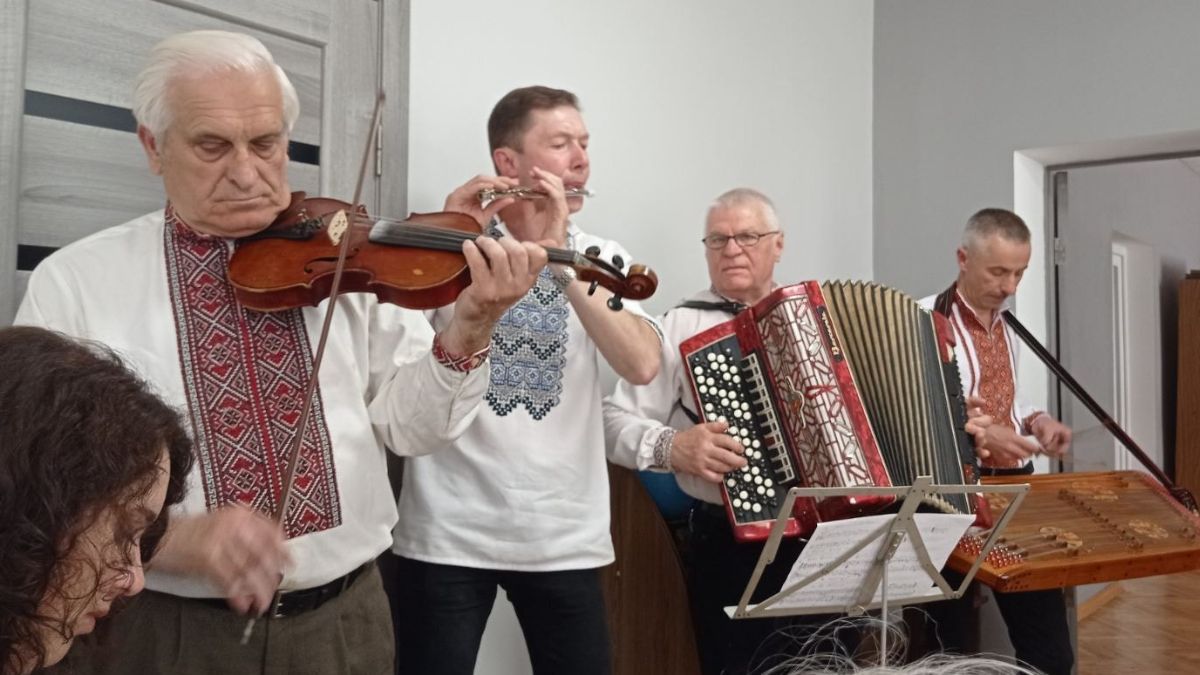 У Печеніжині відбулася презентанція книги краєзнавця Андрія Мацьківа 5