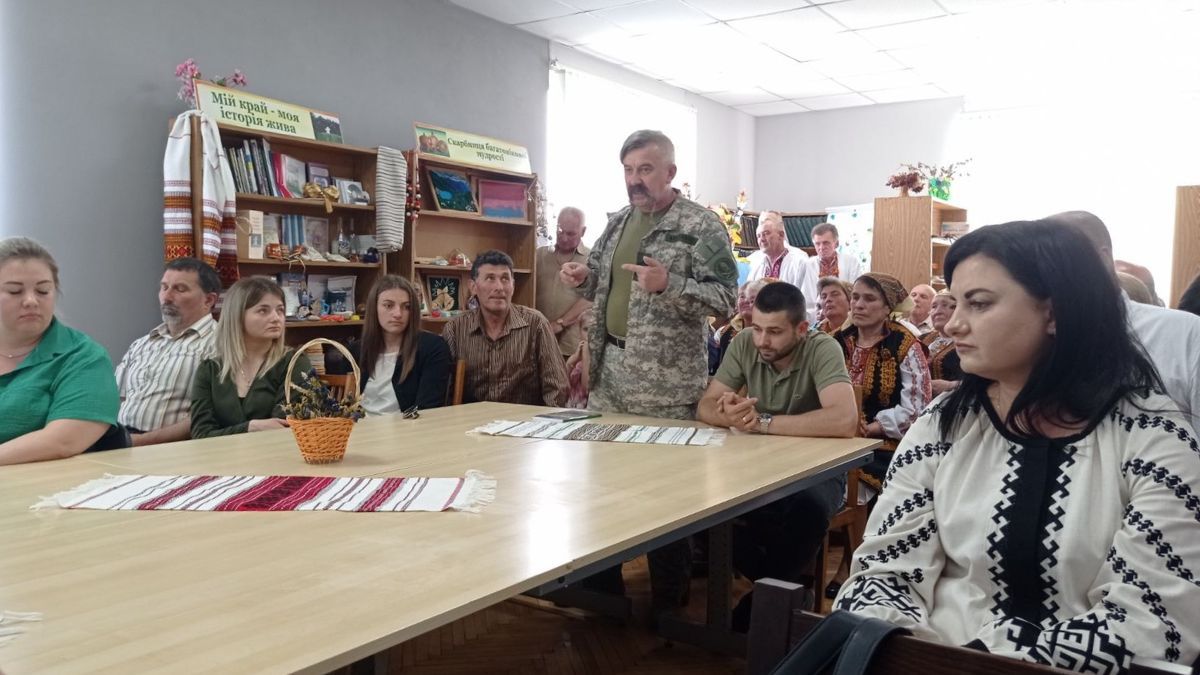 У Печеніжині відбулася презентанція книги краєзнавця Андрія Мацьківа 6