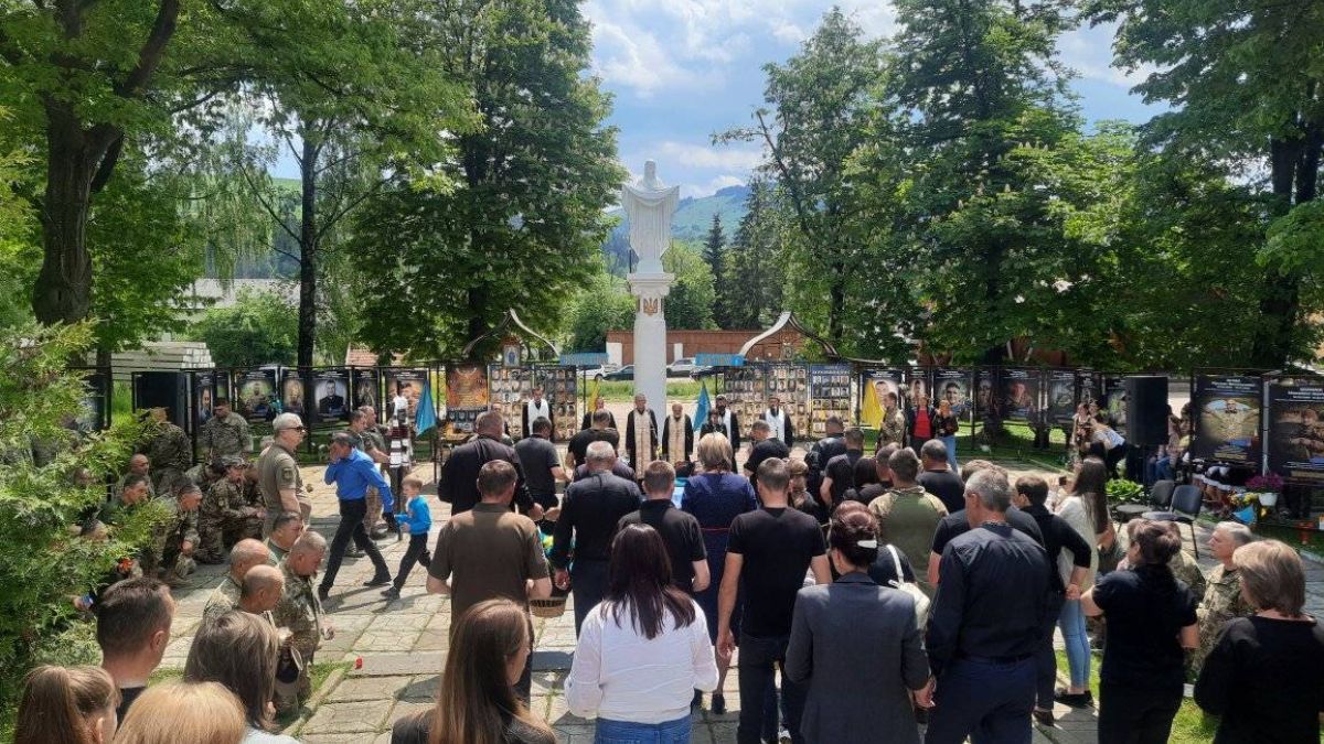 Верховинщина зустріла загиблого Героя Петра Федорчука 6