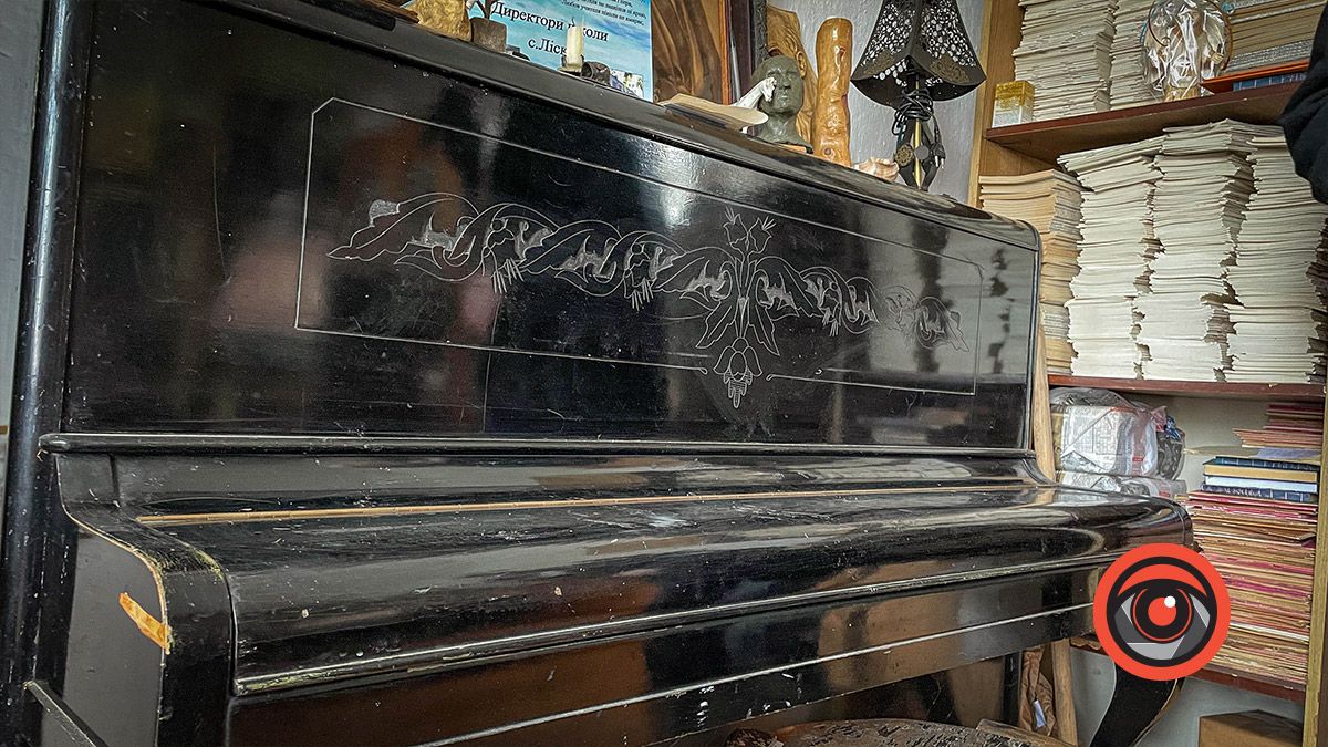 Фотоекскурсія у Музей Квітки Цісик, що в селі Ліски 19