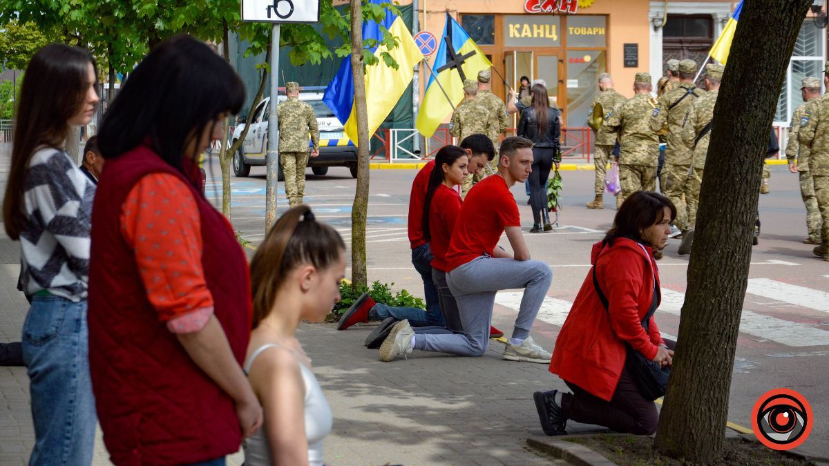 Коломия попрощалася з Героєм Ігорем Христаном 14