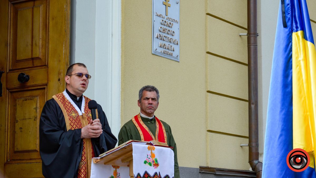 Коломия попрощалася з Героєм Ігорем Христаном 19