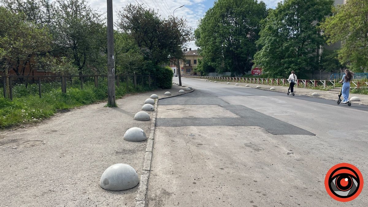 На вулиці Тарабалки в Коломиї взялися латати дорогу: ФОТО 7