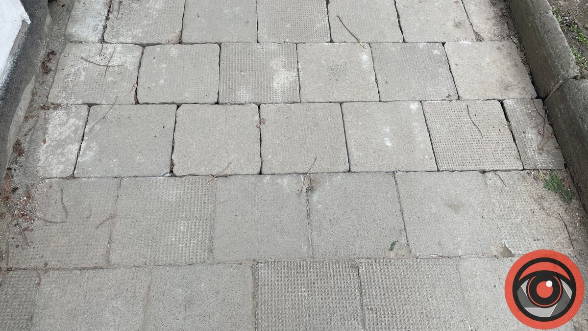 Реновація тротуару: нове слово про стару плитку на вулиці Франка в Коломиї 6