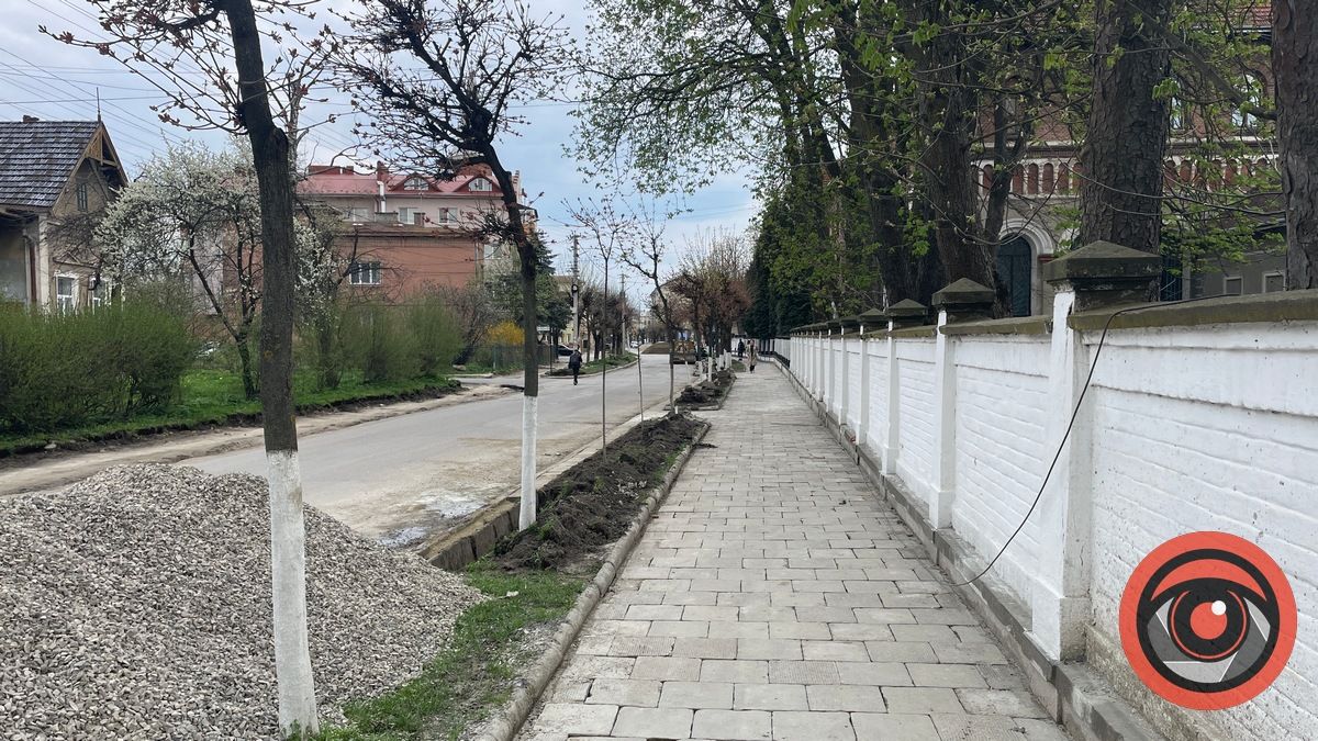 Реновація тротуару: нове слово про стару плитку на вулиці Франка в Коломиї 7