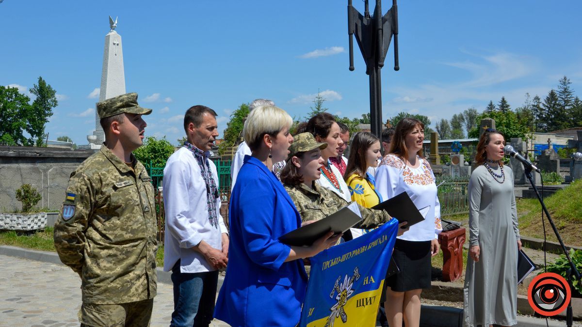 У Коломиї до Дня Героїв відбулася панихида та мітинг-реквієм 14